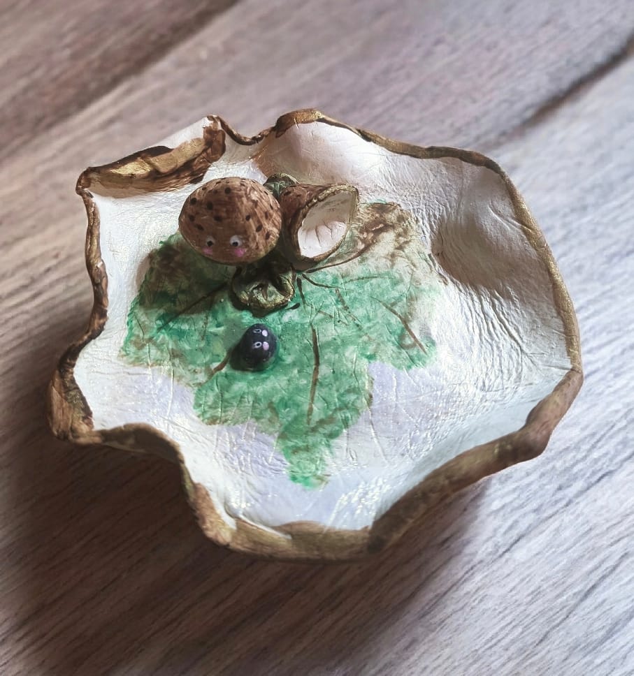 Entdecke den einzigartigen Schmuck-Teller Handmade Wald für deinen Mode Lifestyle Blog