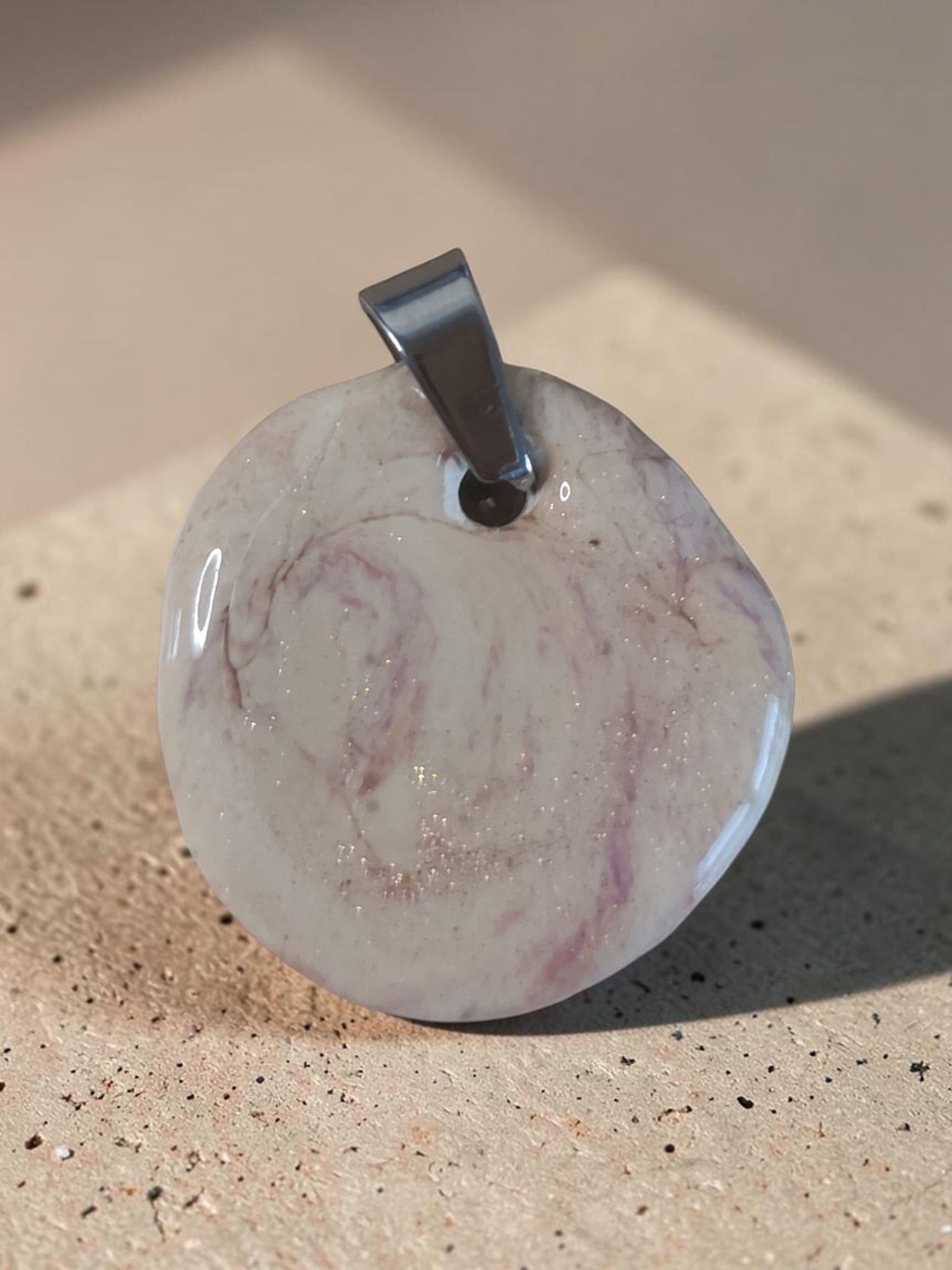 Marbel Stone Anhänger Handmade " Violetta"
