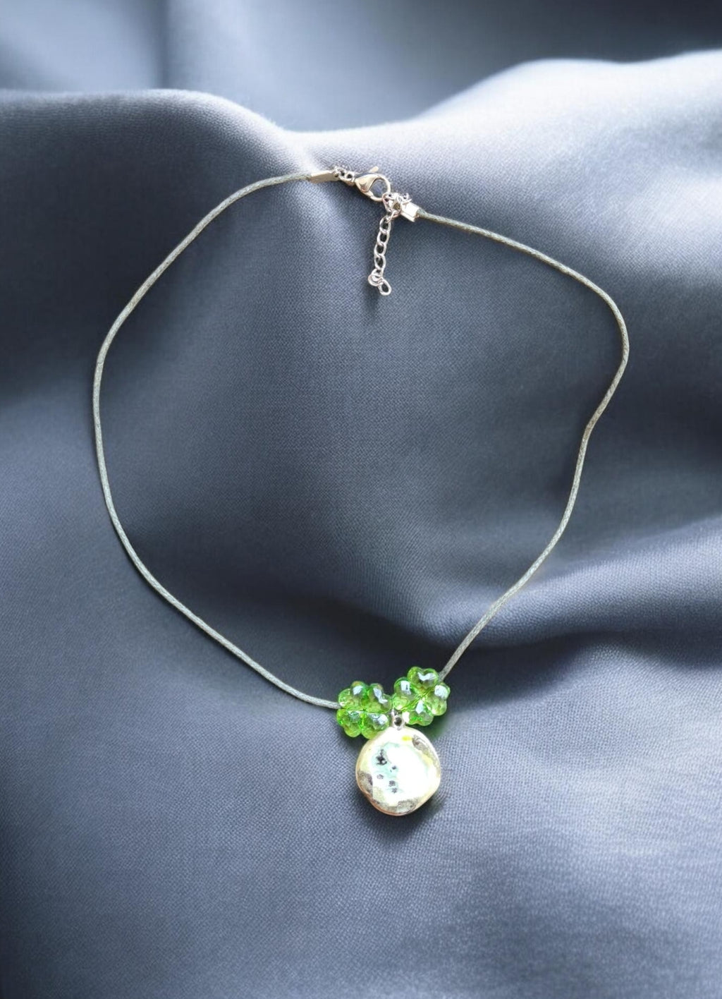 Feine Halskette Handmade " Mäh"