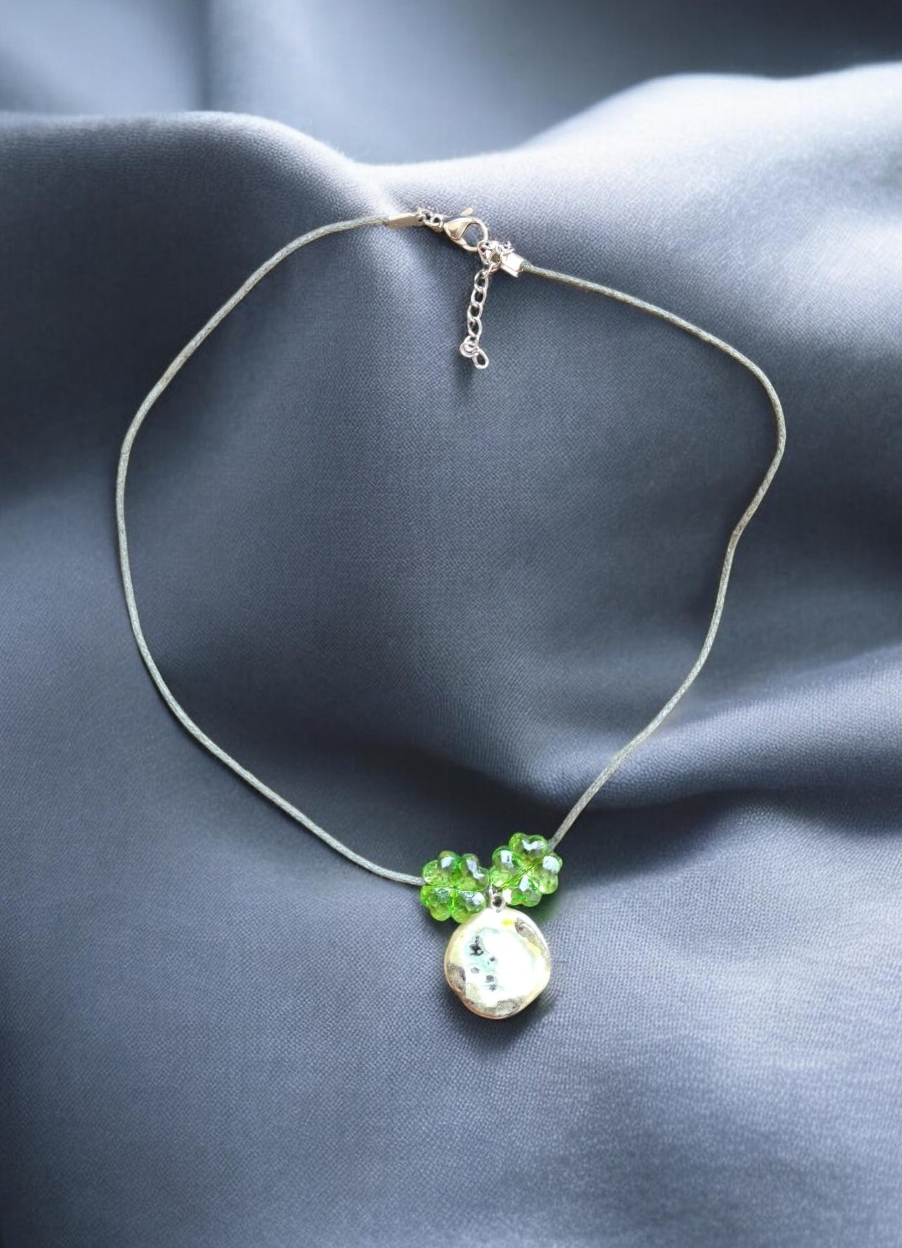 Feine Halskette Handmade " Mäh"