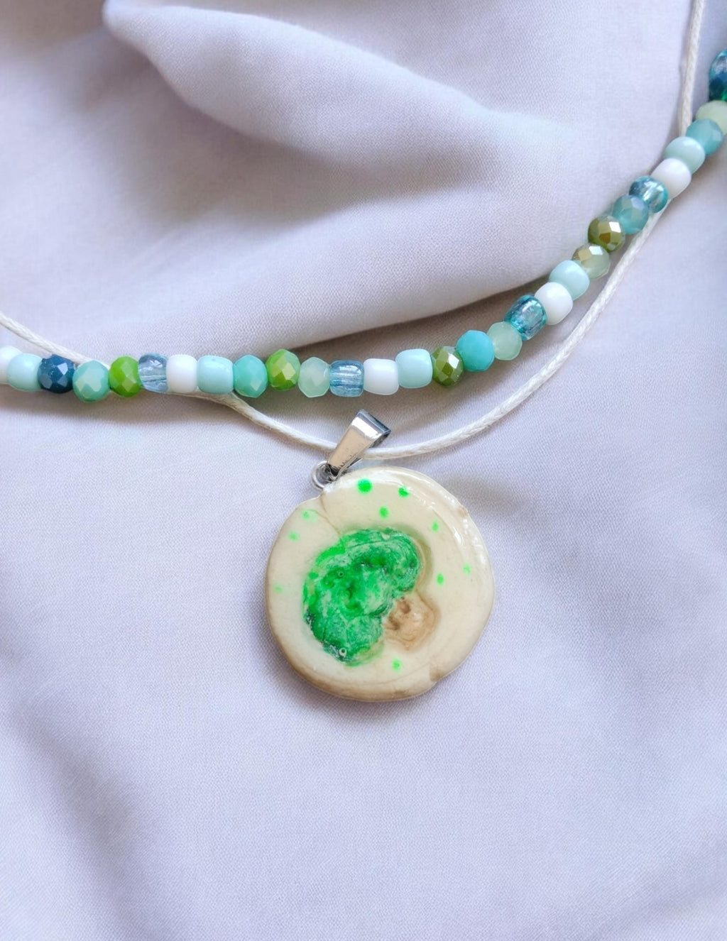 Perlenkette Handmade " Brokkoli 1"