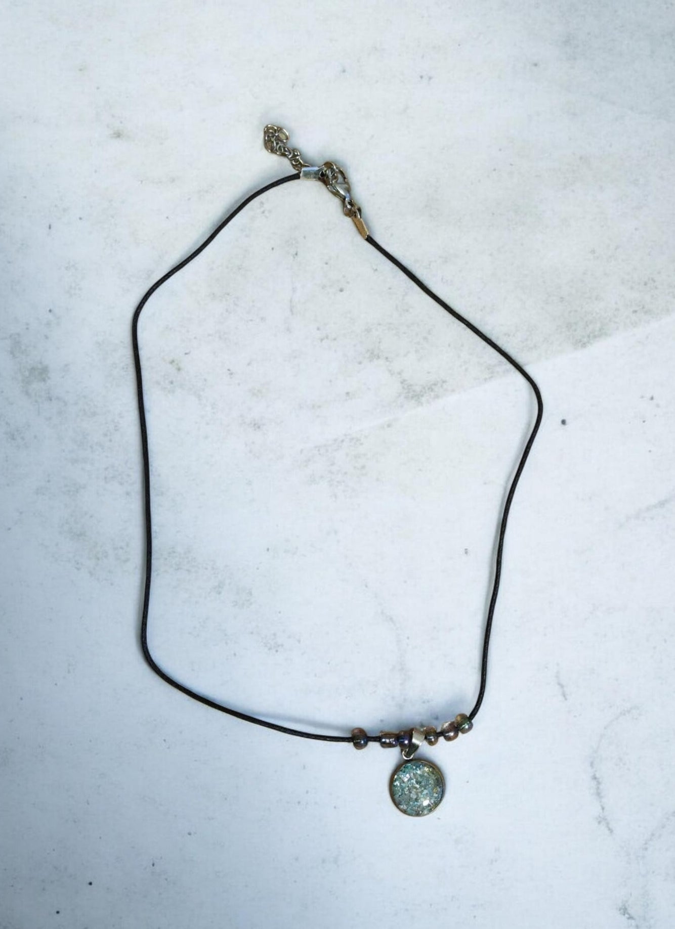 Feine Halskette Handmade " Auriel"